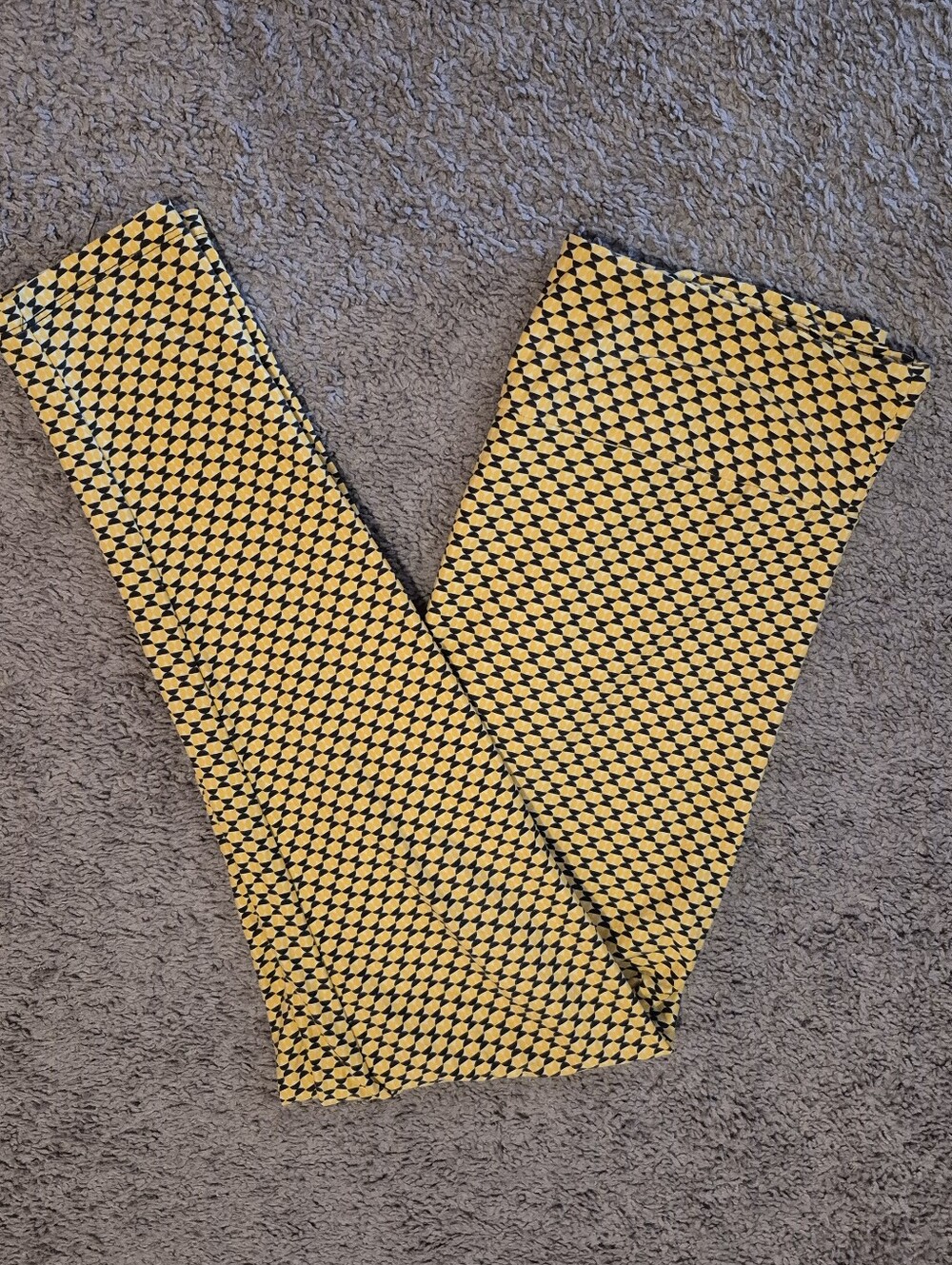 LuLaRoe Yellow and Black Geometric Legging - Picture 1 of 1